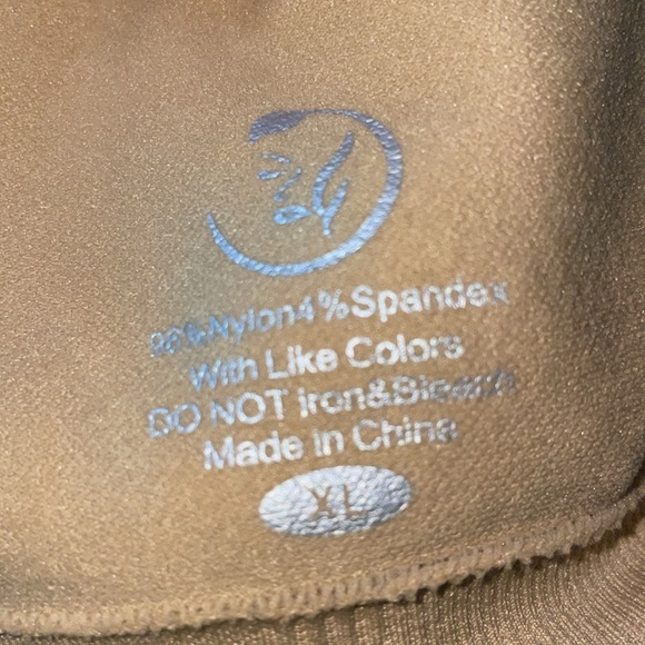 Bundle of BNWOT Intimates Bandeaus 2 Pack - 1 TAN AND 1 BLACK - Picture 3 of 3